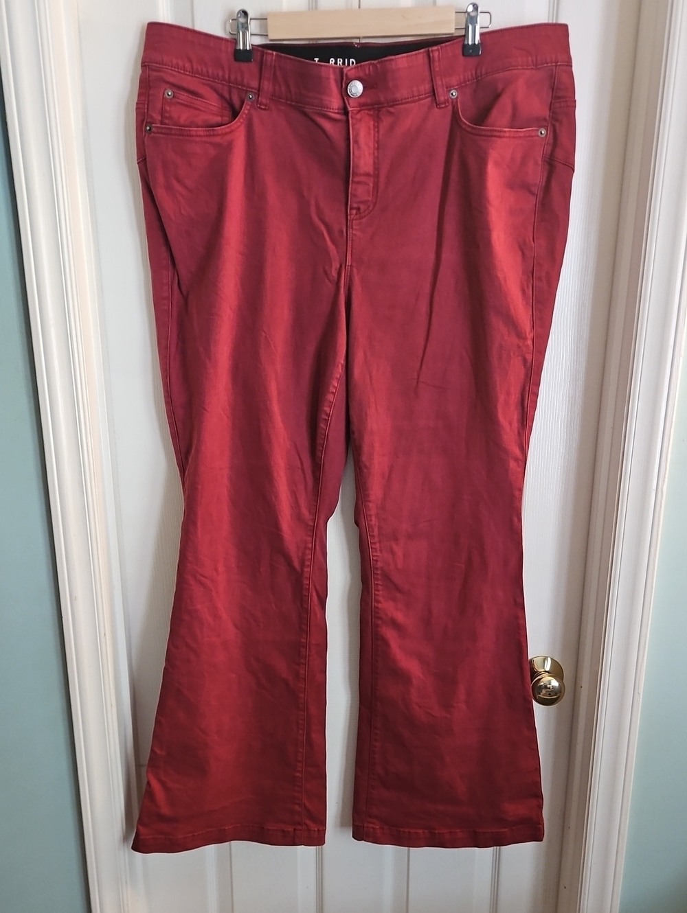 torrid Burnt Red Soft Stretchy Flare/Bell Bottom Jeans 22 TALL GREAT JEANS!!